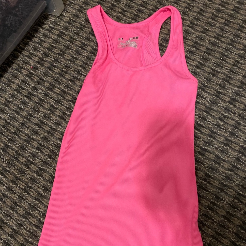 Under Armour tank